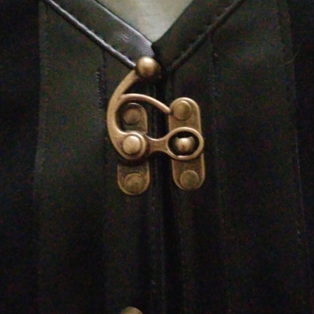 Corset - Picture 3 of 8
